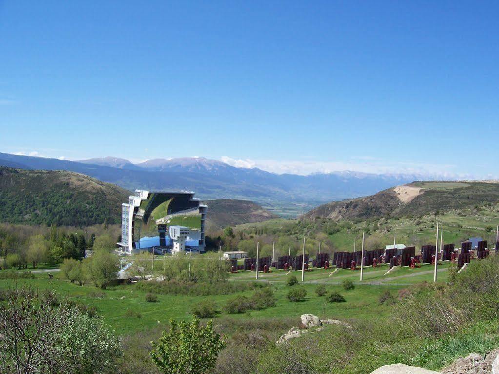 Hotel L'Oustalet Font-Romeu-Odeillo-Via Kültér fotó