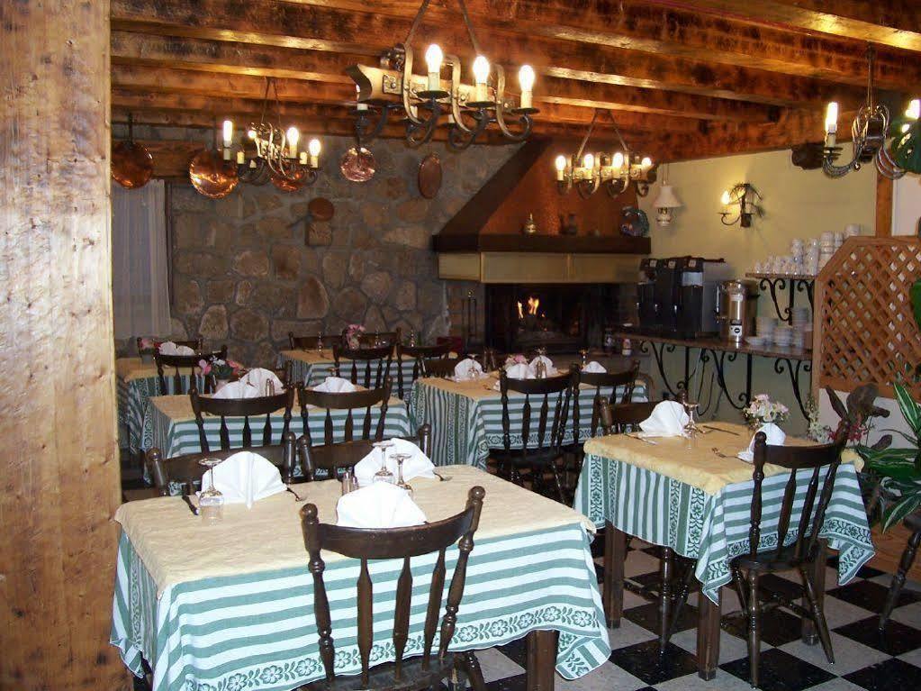 Hotel L'Oustalet Font-Romeu-Odeillo-Via Kültér fotó